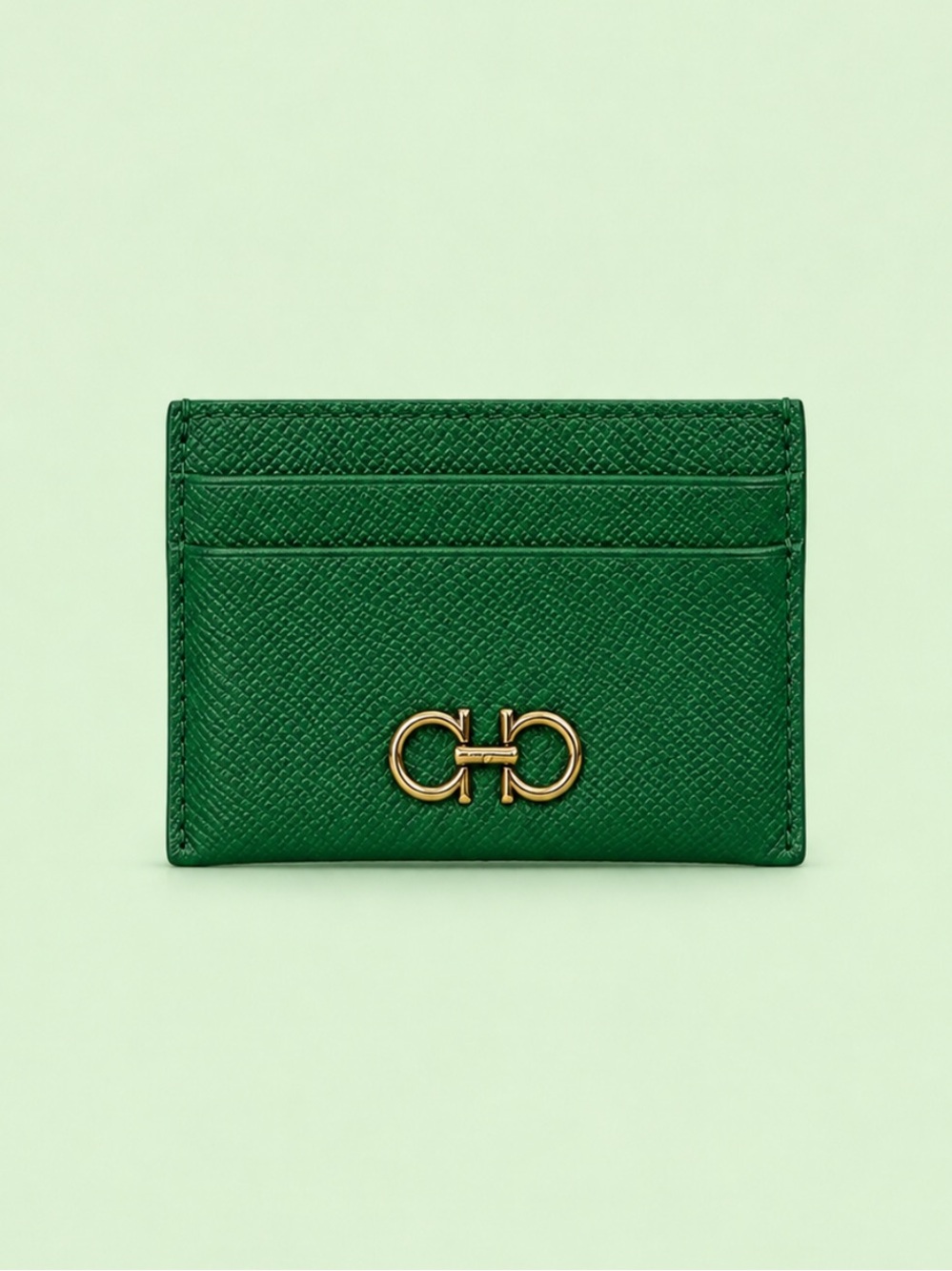🔥SALVATORE FERRAGAMO Green Card Holder with gold logo.